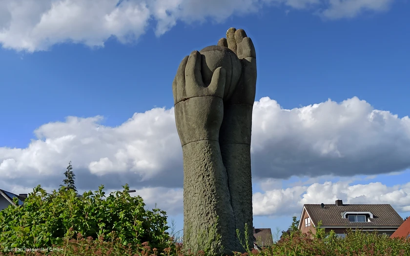 Lebenskeim (Skulptur am Kreisverkehr Schützenstraße)