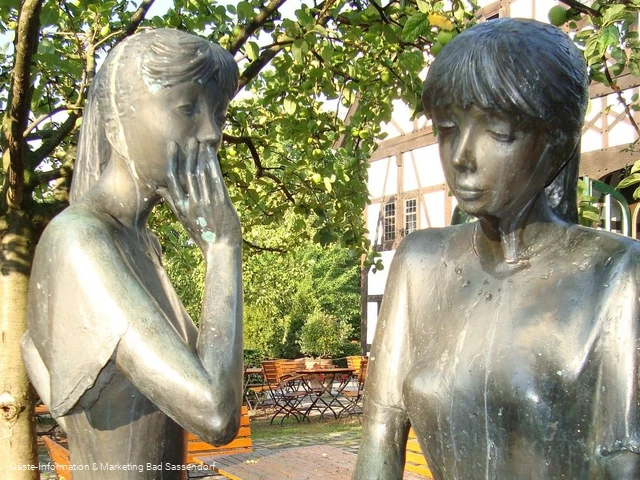 Flüsternde (Kurpark Bad Sassendorf)